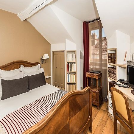 Chambres D'Hotes La Closerie Des Trois Marottes Мелён Экстерьер фото