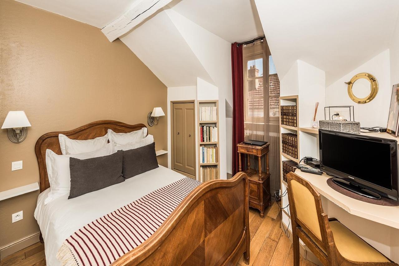 Chambres D'Hotes La Closerie Des Trois Marottes Мелён Экстерьер фото